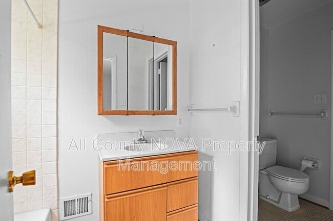 Building Photo - 8108 Timber Valley Ct