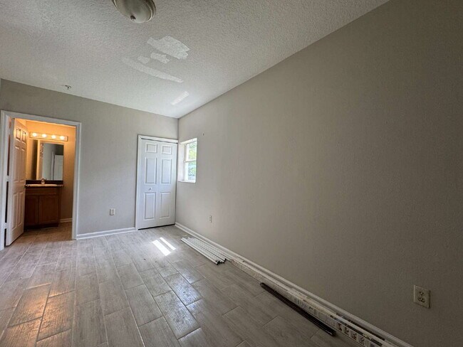 Building Photo - 6066 Gibson Ave