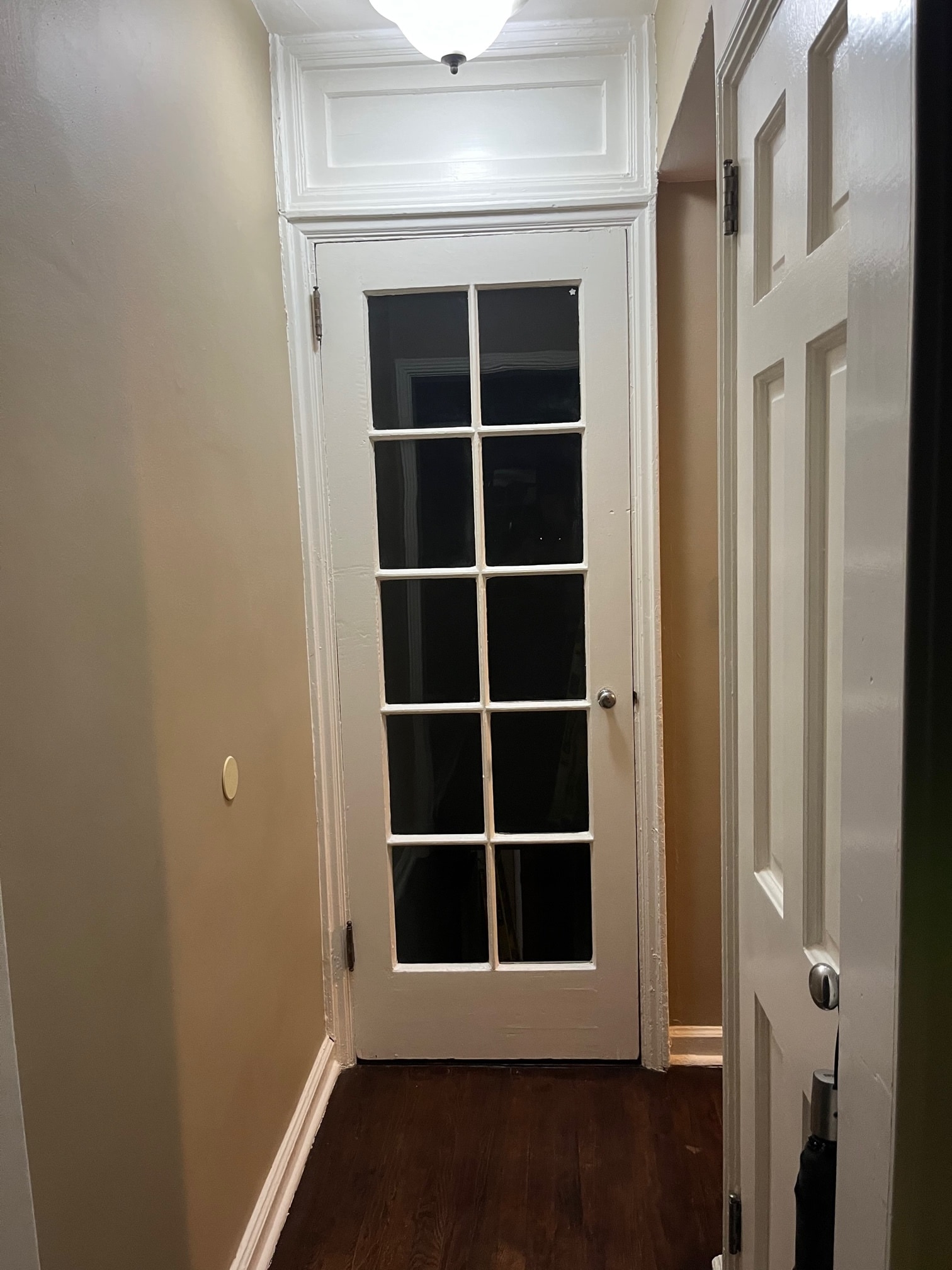 Building Photo - 1270 White Plains Rd