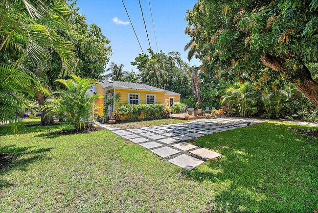 Building Photo - 428 Palmetto St