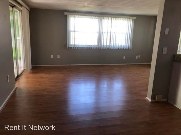 Building Photo - 3 br, 2 bath House - 5217 Greenwood St