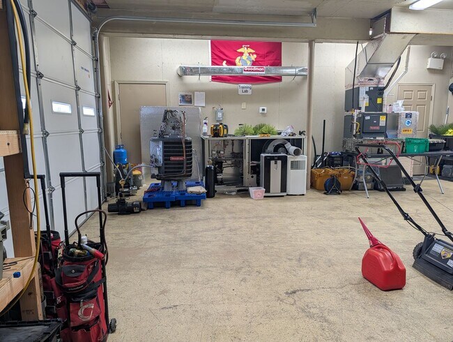 Building Photo - 1500 Wilson Ave