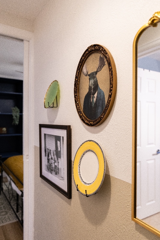 Building Photo - 5831 W 110th Pl