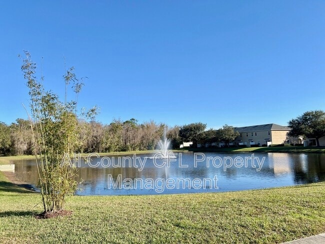 Building Photo - 16752 Cedar Crest Dr