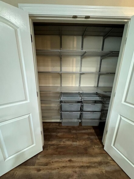 Building Photo - 28815 Chaffin Light