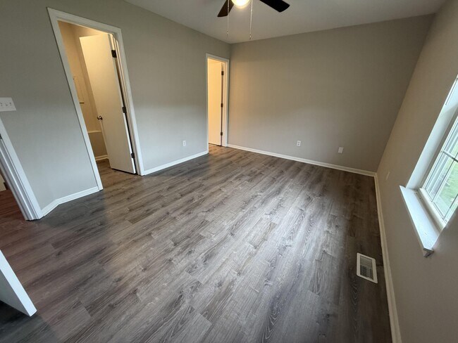 Building Photo - 5305 Currituck Ln