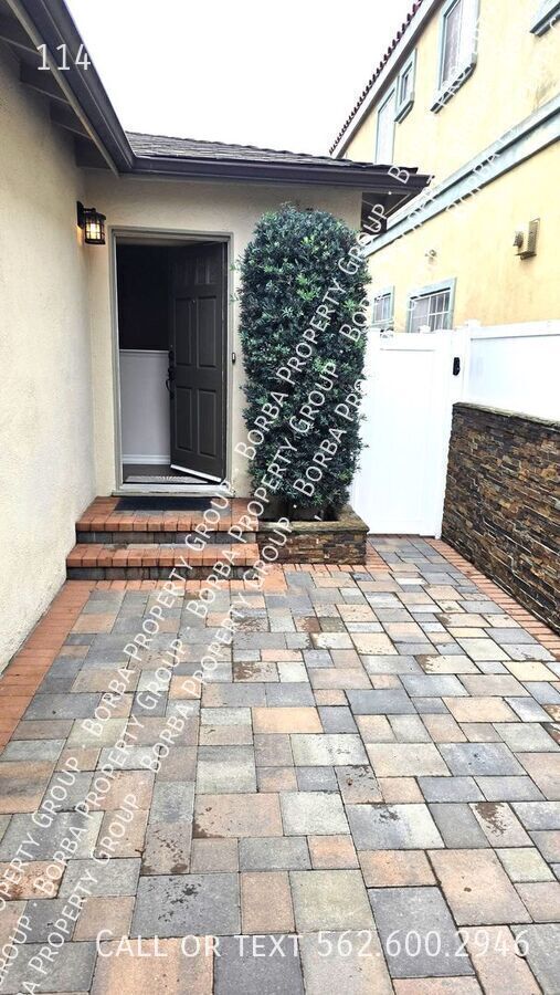 Building Photo - 1140 Harper Ave