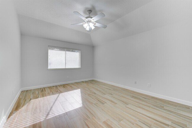 Building Photo - 6930 Haven Creek Dr