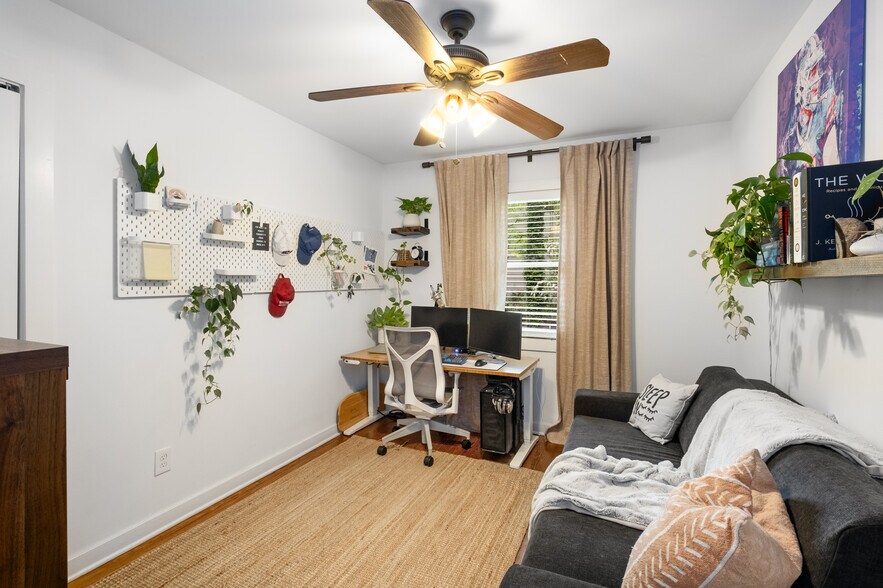 Building Photo - 1788 Ridgeway Ave NW