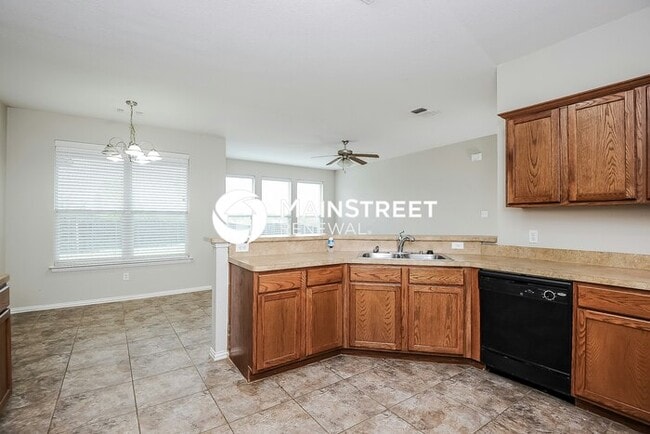 Building Photo - 3 Bedroom Pet-Friendly Home in Crowley, TX with Main Street Renewal
