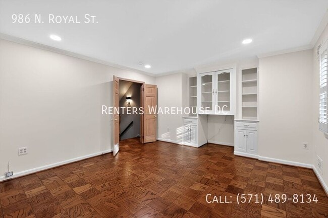 Building Photo - 986 N Royal St