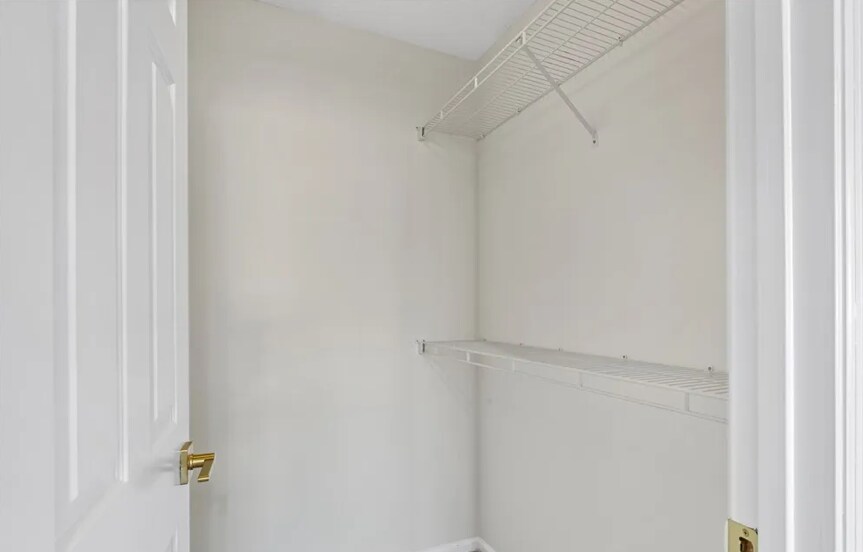 Bedroom one w/ walk-in closet - 198 Harbour Ln