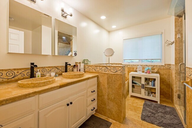 Building Photo - Magical Home with the Yard of Your Dreams!