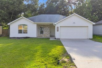 Building Photo - 16413 Danika Oak