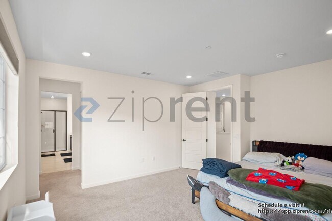 Building Photo - 5378 Shenandoah Vly Ln