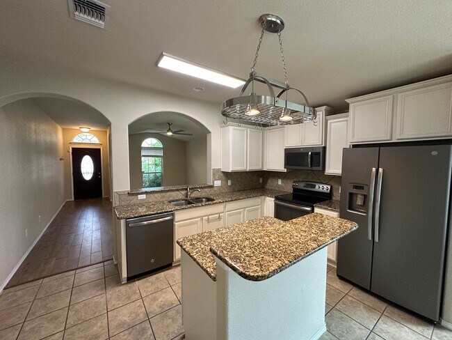 Building Photo - 3Bd/2Ba in Temple, TX!