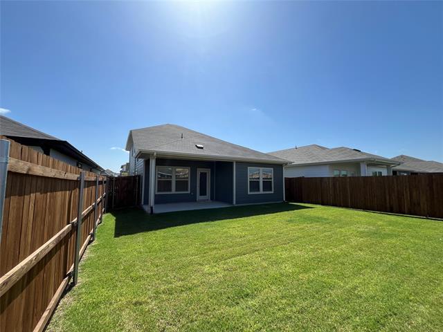 Building Photo - 945 Summer Dr