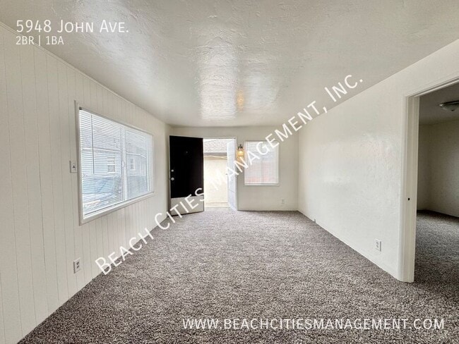 Building Photo - 5948 John Ave