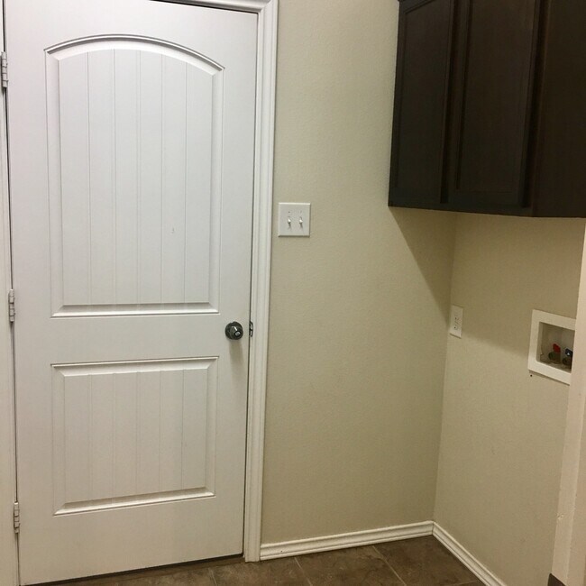 Building Photo - South Lubbock - Frenship ISD