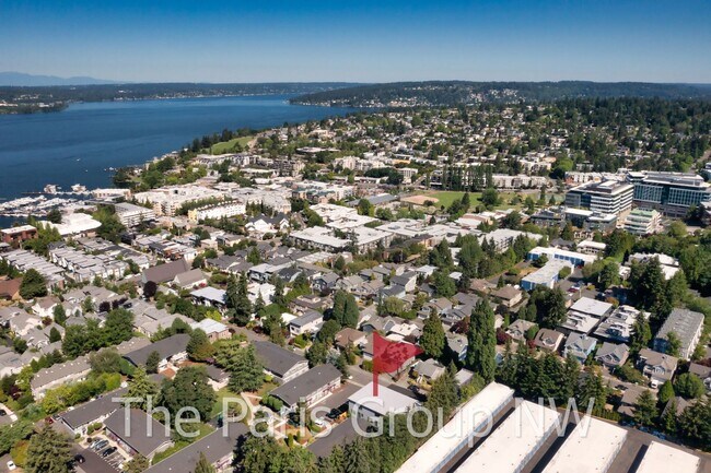 Building Photo - Stunning 2024 Built Downtown Kirkland Luxe Home for Rent! 3br/3.5ba/2410sf