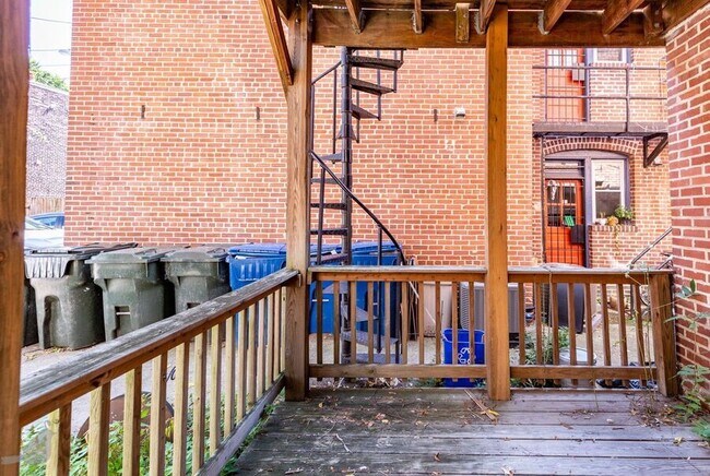 Building Photo - 1333 22nd St NW