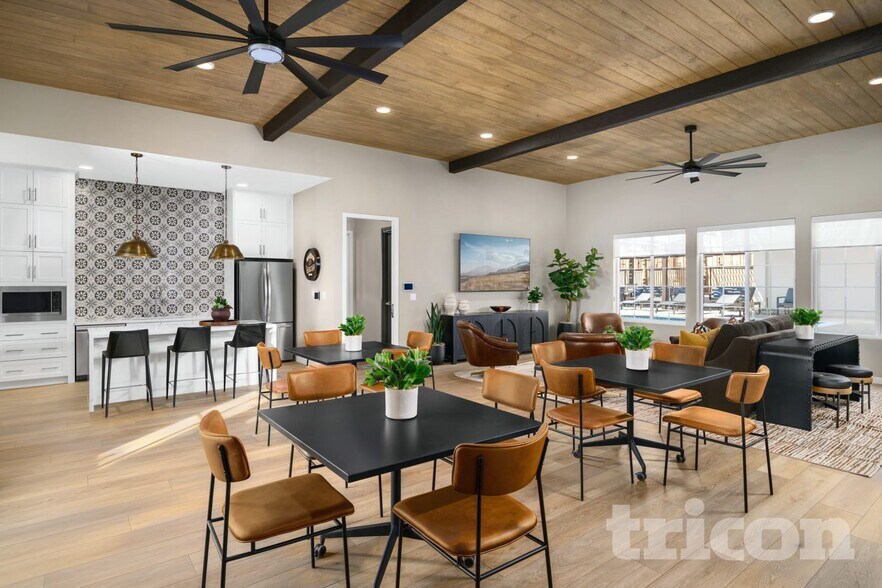 Building Photo - 10535 Alegria Ct