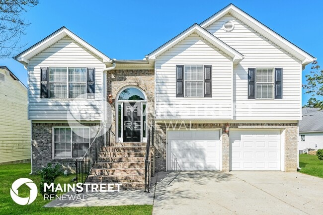 Building Photo - 2424 Broad River Pl