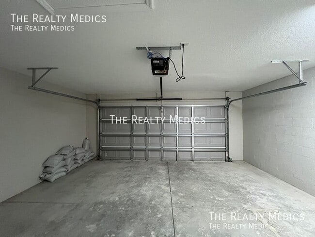 Building Photo - 3628 SE 134th St