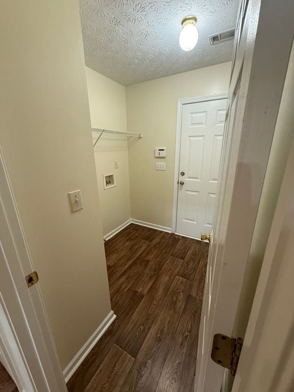 Building Photo - 5975 Hillvale Trail