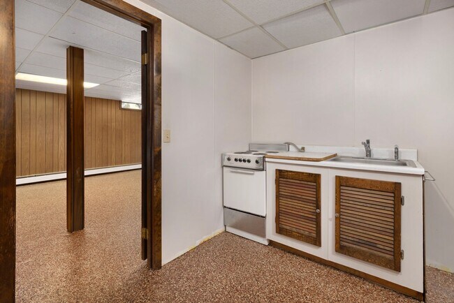 Building Photo - Charming 3BR Townhome in South Barre