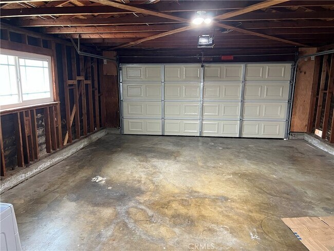 Building Photo - 2125 Edmore Ave