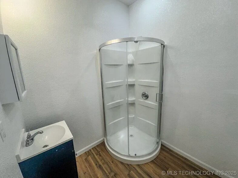 Building Photo - 918 Coy Ave