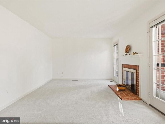 Building Photo - 7004 Dreams Way Ct