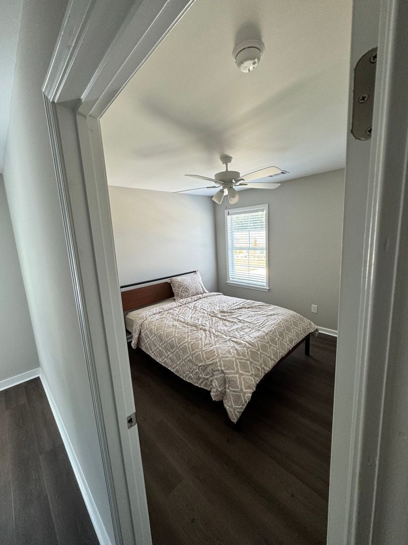 Building Photo - 1290 Providence Ln