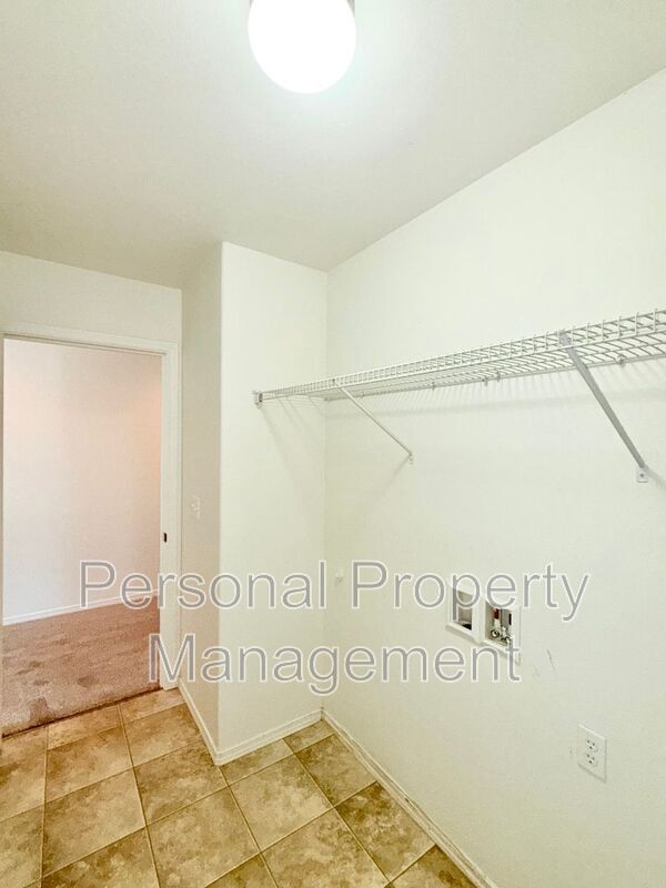 Building Photo - 3312 S 2nd Way
