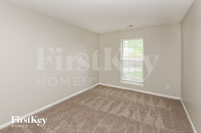 Building Photo - 8620 Galena View Dr