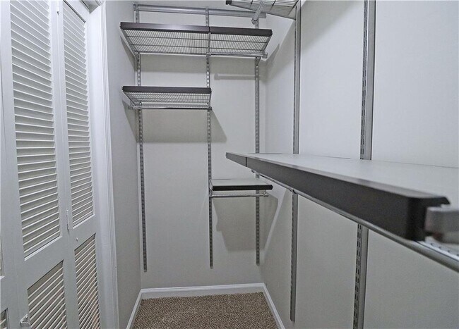 Building Photo - 40 Glenald Way NW