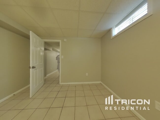 Building Photo - 12803 Dunkirk Dr