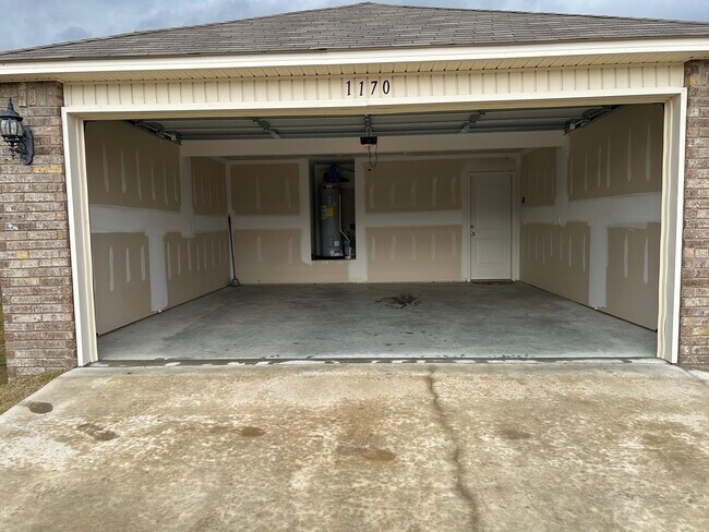 Building Photo - 1170 Rockwell Dr