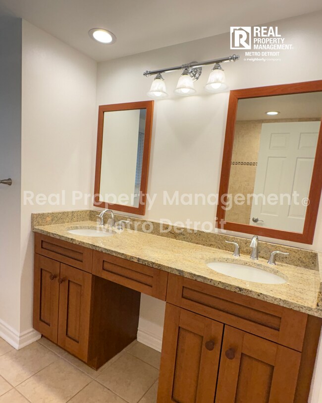 Building Photo - 3028 Caswell Dr