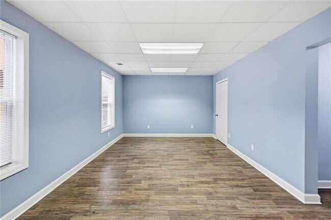 Building Photo - 518 S Fortune Way