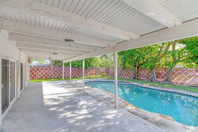 Building Photo - 4308 Adams St