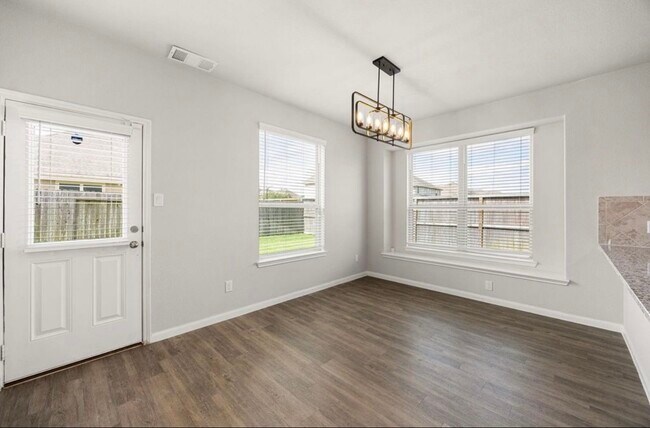 Building Photo - 17147 Devon Dogwood Trail