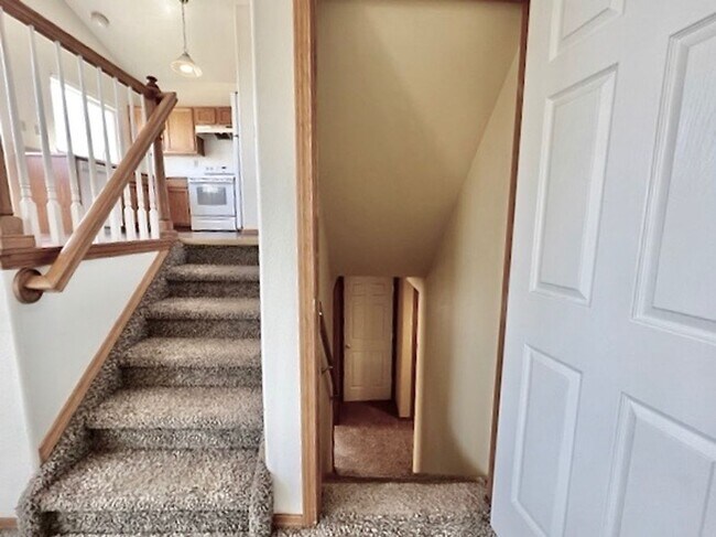 Building Photo - 4 Bedroom Home in Pronghorn Glen with Mountain Views