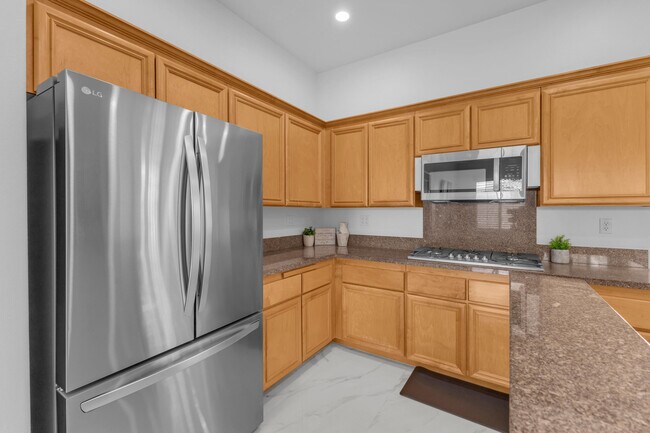 Building Photo - 44397 Mesquite Dr