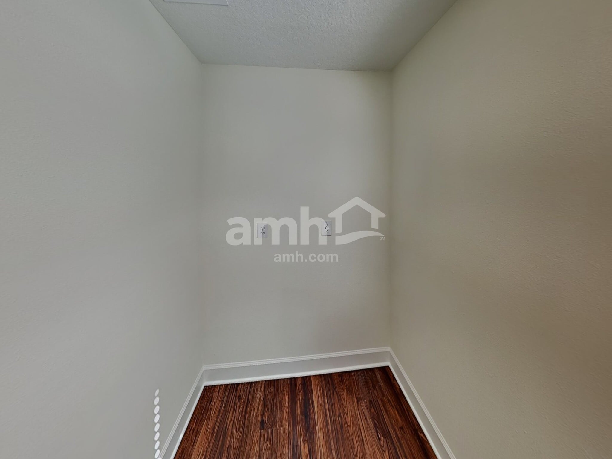 Building Photo - 8549 Belfort St
