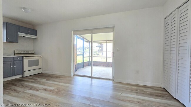 Building Photo - 4331 Hudson Blvd