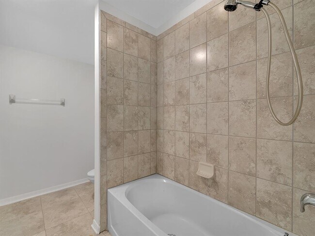 Building Photo - 7323 Pool Compass Loop