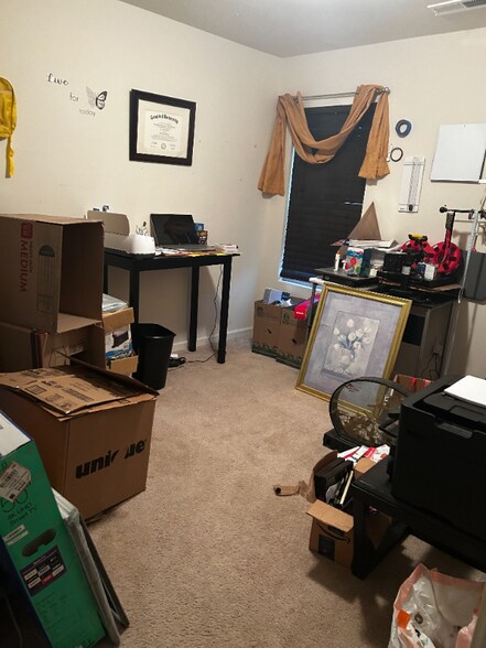 Building Photo - 16 Tilden Howington Dr