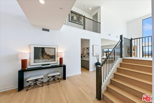 Building Photo - 22810 Seaqua Cir